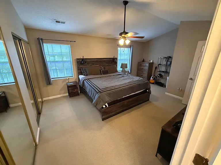 437 S Gallaher View Rd #13 — Photo 6