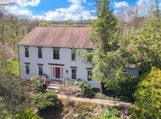 125 Southwyck Dr, Chagrin Falls, OH 44022