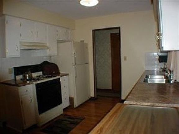 5th image of 6110 Thunderbird Dr