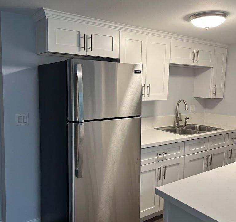 1st image of 2232 W 24th St #106