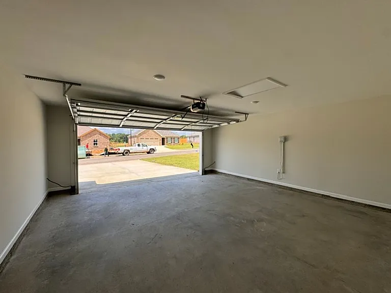 28 Coolidge Dr — Photo 20