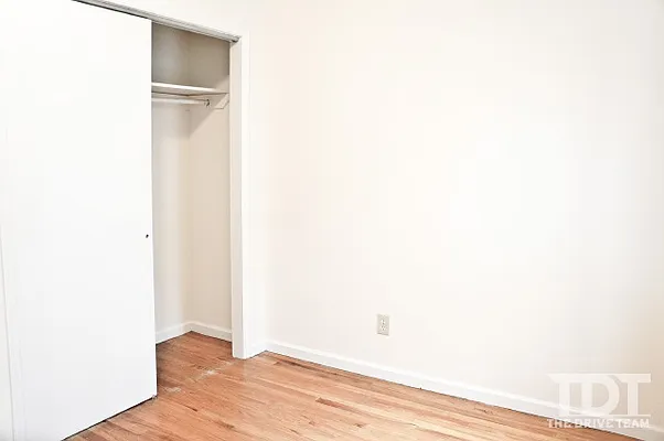 Rented by J Misrahi Realty Corp | media 28