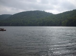 73 Lavelle Ave, New Fairfield, CT 06812