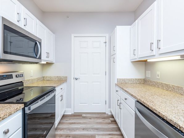 1 Technology Dr APT 3022