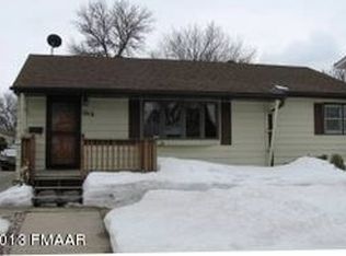 1610 8th Ave S, Fargo, ND 58103