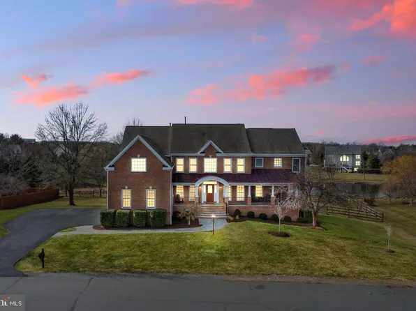 21483 Colonial Village Way, Ashburn, VA 20147