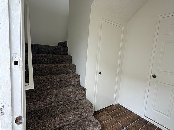 5th image of 2748 Santiago Rd APT D