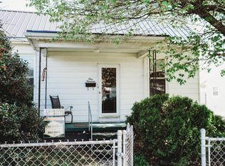 119 5th St N #1, Saint Albans, WV 25177