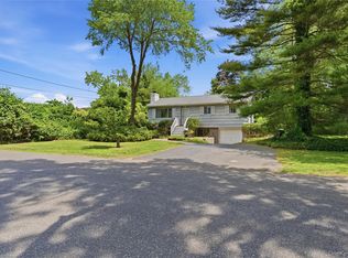 55 Corey Avenue, Blue Point, NY 11715