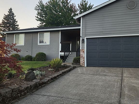 4th image of 736 8th St