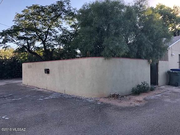 4th image of 3219 N Tucson Blvd