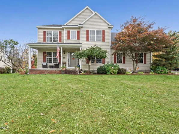 13 Lucille Lane, Ballston Lake, NY 12019