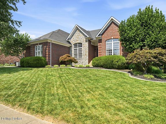 2nd image of 3907 Oakleigh Meadow Pl