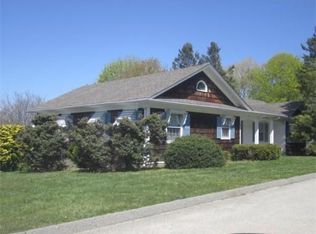 17 West Ave, Tiverton, RI 02878