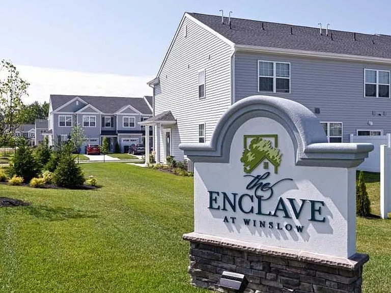 Enclave at Winslow — Photo 3