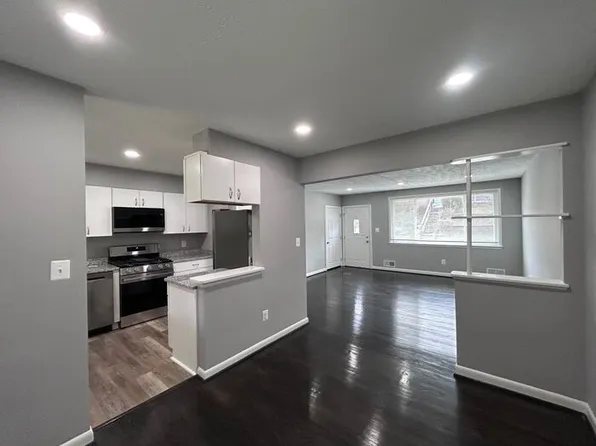 99 Walnut Ave, Baltimore, MD 21206