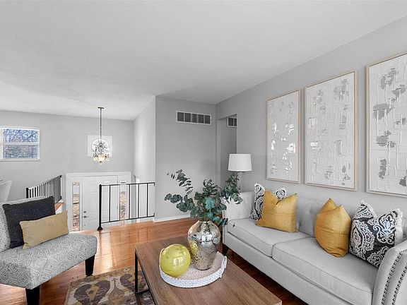 5th image of 2260 Spoonwood Ln