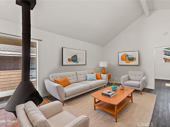 2nd image of 268 Pineview