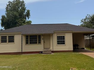 1621 Camellia St, Vidalia, LA 71373