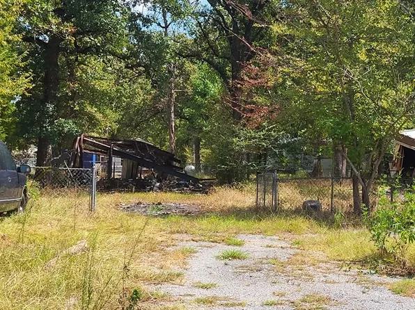 14894 Goliad Dr, Malakoff, TX 75148