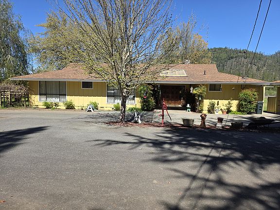 3rd image of 2880 Fish Hatchery Rd