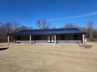 7266 NW State Route Ff, Adrian, MO 64720