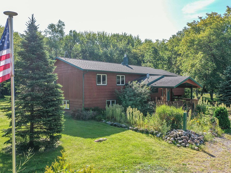 1st image of 2535 Sandhill Ln NE