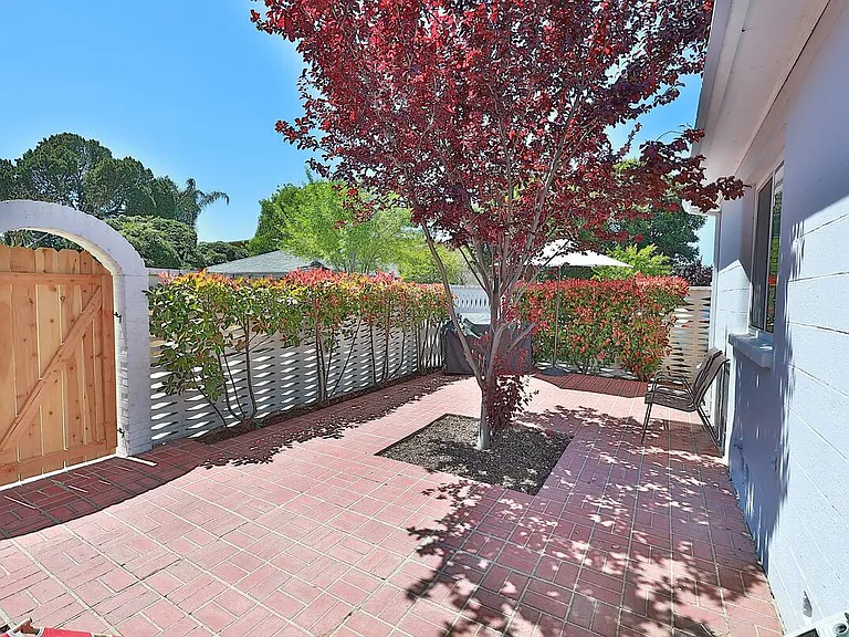 1020 Orange St — Photo 37