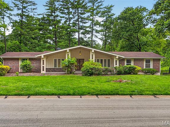 2nd image of 12470 Villa Hill Ln