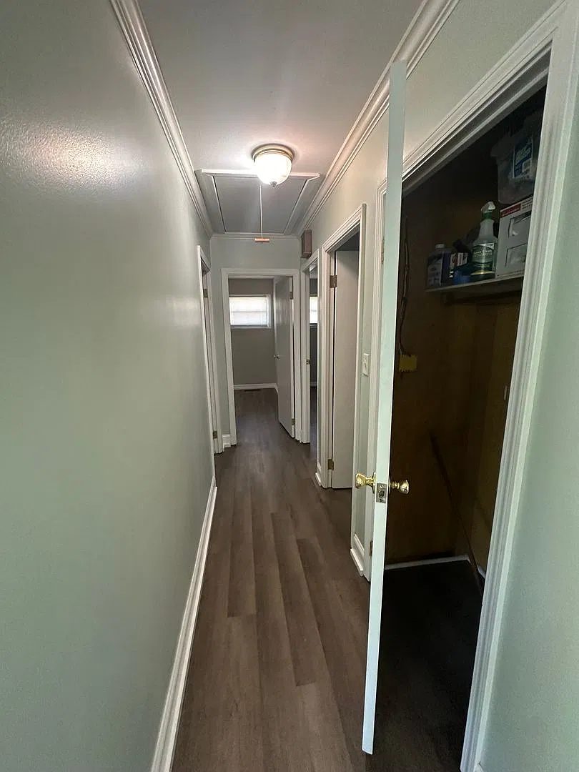 3BR/1BA Home for Rent in Lyndon - Fenced Back Yard & Garage! — Photo 4