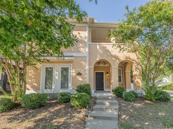 1033 Hayden Ln, Aubrey, TX 76227