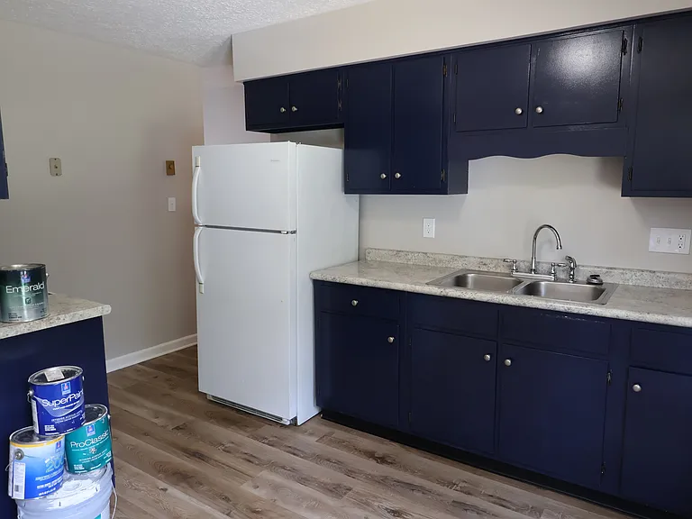 714 S State St #3 — Photo 7