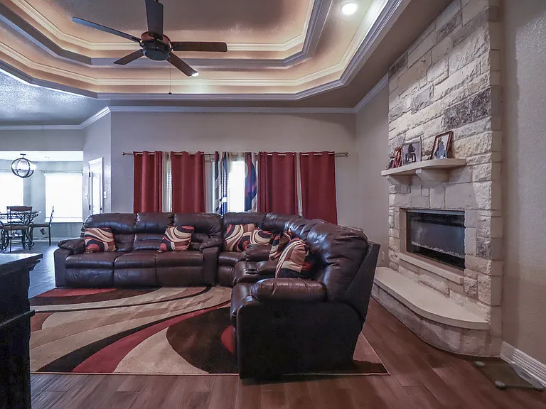 8107 Preston Hollow Dr — Photo 6