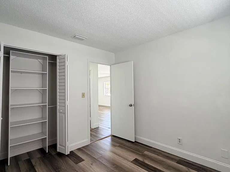 4749 Gladiator Cir — Photo 3