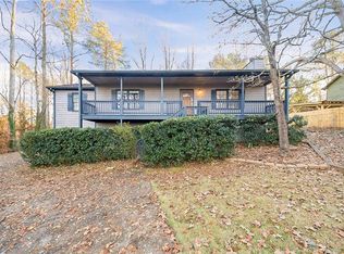131 Golden Hills Dr, Woodstock, GA