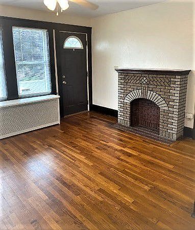 1st image of 1 Vine Ave #1