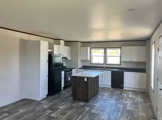 705 E 4th St #3, Rochester, IN 46975