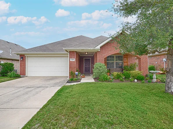 2209 Willow Creek Dr, Little Elm, TX 75068