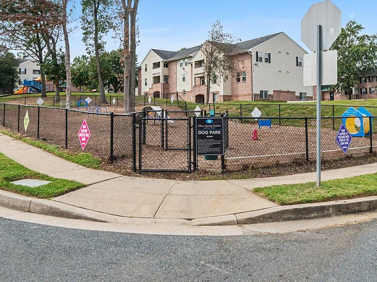 Silver Spring Station Apartment Homes — Photo 29