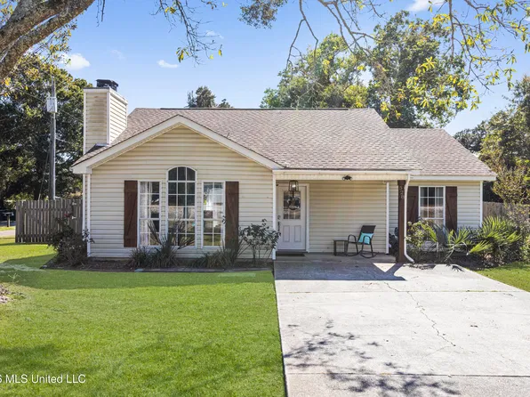 528 S Railroad St, Gulfport, MS 39507
