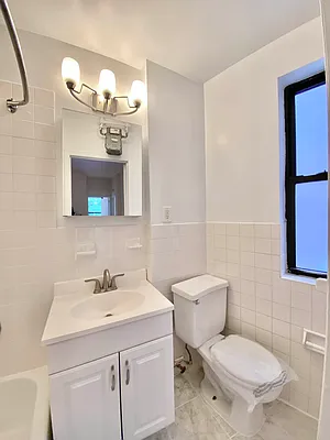Rented by Waverly Realty Associates | media 19