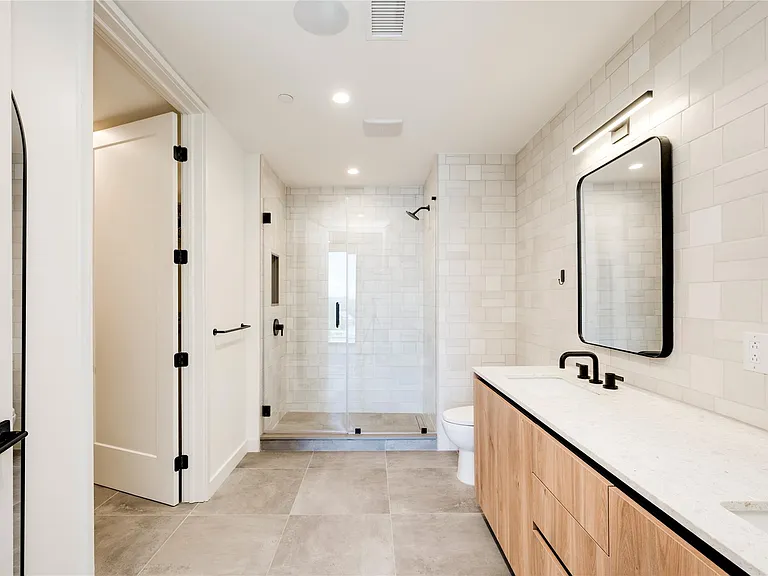 84 East Ave #2801 — Photo 14