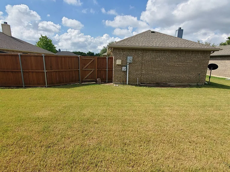 301 Ponderosa Trl — Photo 17