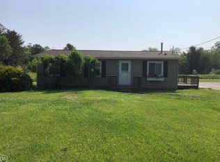 1414 N Pine River Rd, Kimball, MI 48074