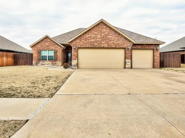 522 Jaguar Ln, Enid, OK 73703