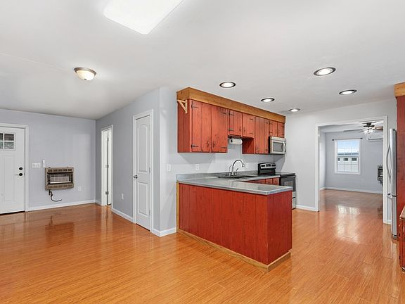 4th image of 168 Old Sullivan Rd