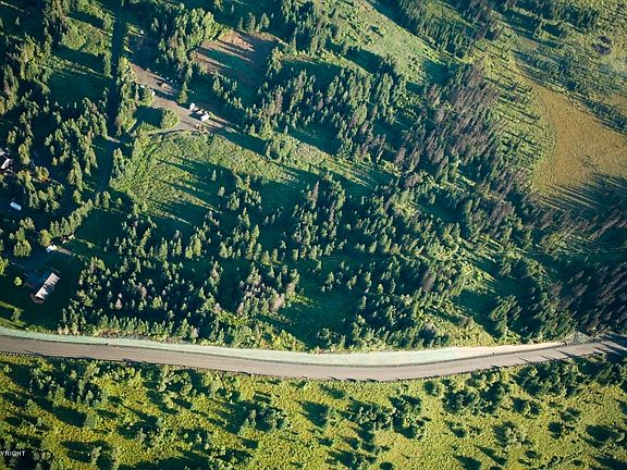 4th image of 1692 E Skyline Dr