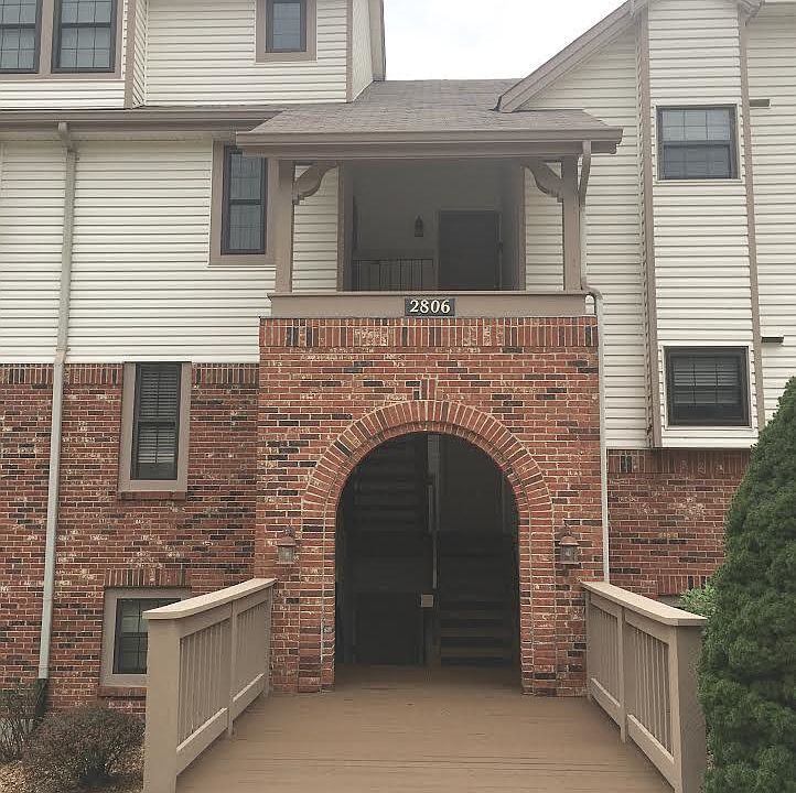 1st image of 2806 Par Valley Ct APT E