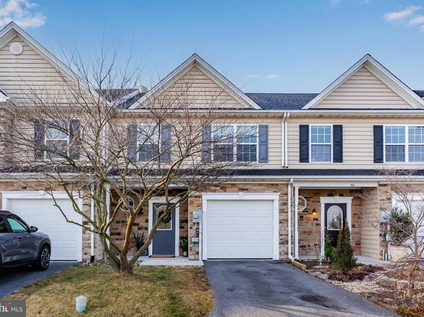 1232 Emilys Ct, Greencastle, PA 17225