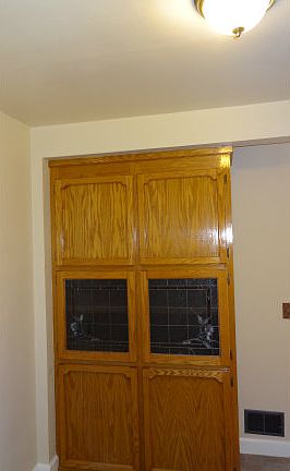 3rd image of 2030 Glen Una Ave